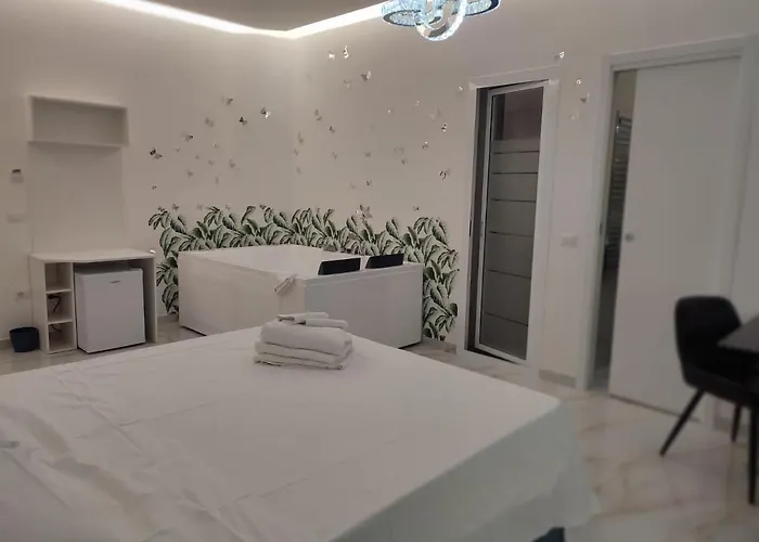 Maison De Luxe 4* פומפיי