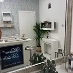 Bed & Breakfast Maison De Luxe