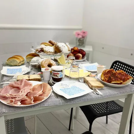 Maison De Luxe Bed & Breakfast 3*