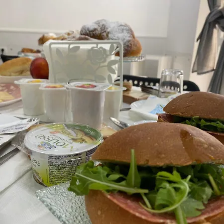 Maison De Luxe Bed & Breakfast
