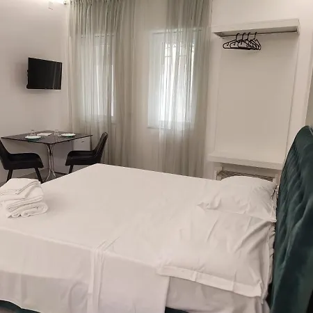 Maison De Luxe 4* Pompeï