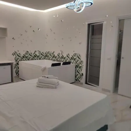 Maison De Luxe 4* Pompeï