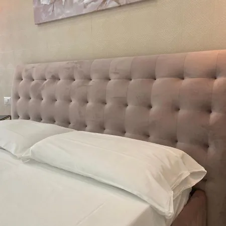 Maison De Luxe Bed & Breakfast