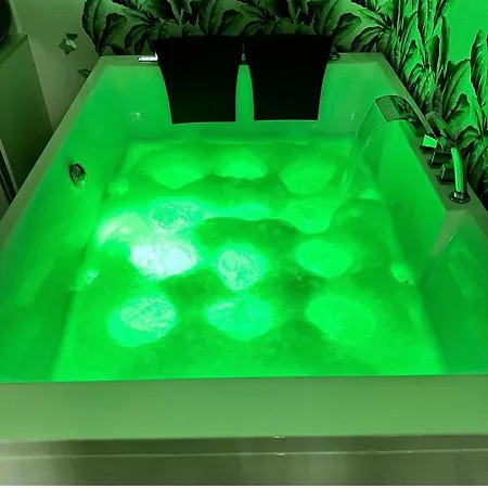 Maison De Luxe 4* Pompei