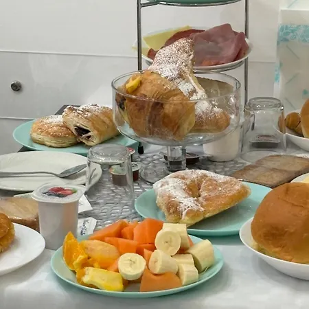 Maison De Luxe Bed & Breakfast