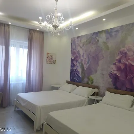 Maison De Luxe فندق مبيت وإفطار بومبيي