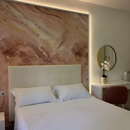 Bed & Breakfast Maison De Luxe