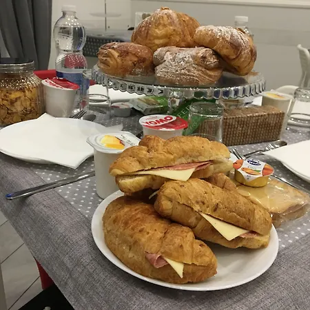 Bed & Breakfast Maison De Luxe Pompeï