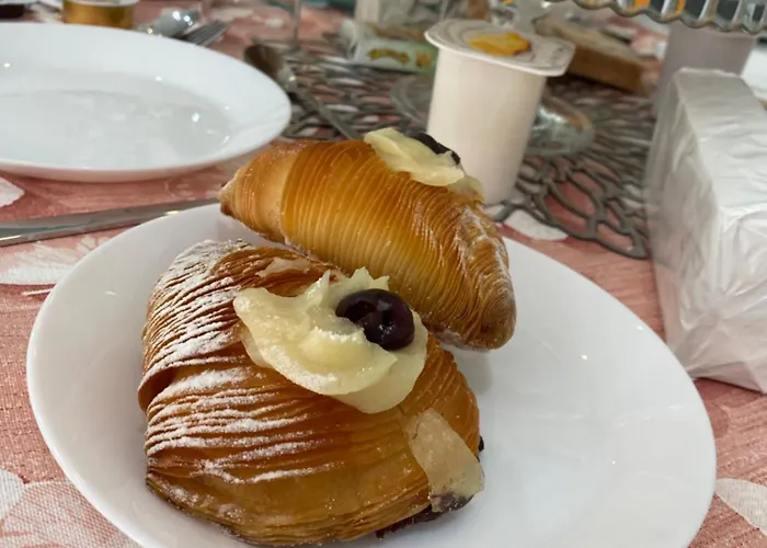 Bed and Breakfast Maison De Luxe