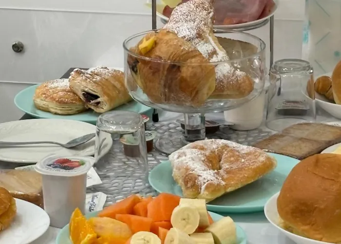 Maison De Luxe Bed & Breakfast