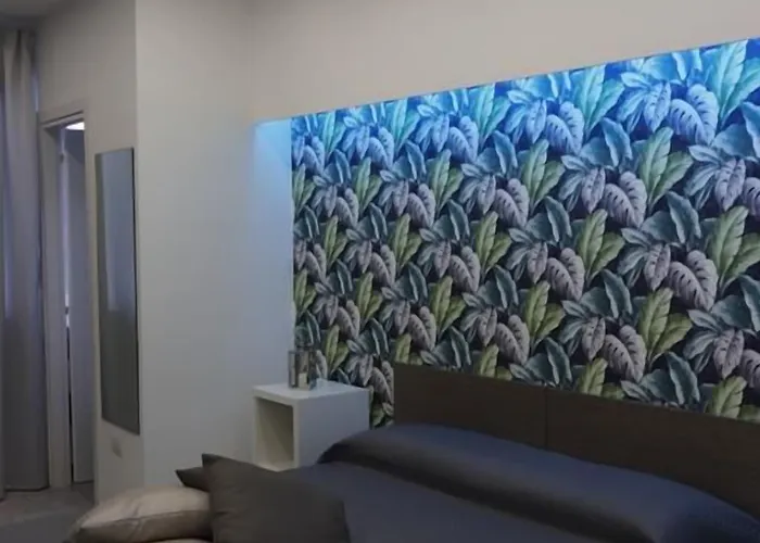 Maison De Luxe Bed and Breakfast 4*